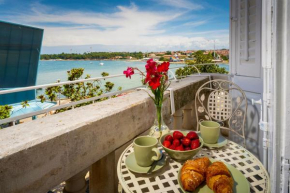Romeo and Juliet Apartment with Balcony and Sea View
